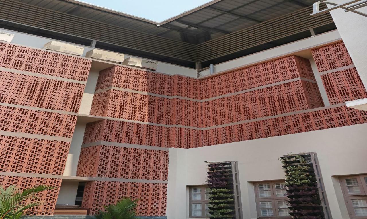 Treebo Casino Hotel Kozhikode Exterior photo